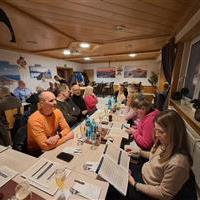 gemütlicher Abschluss im Kapellenhof